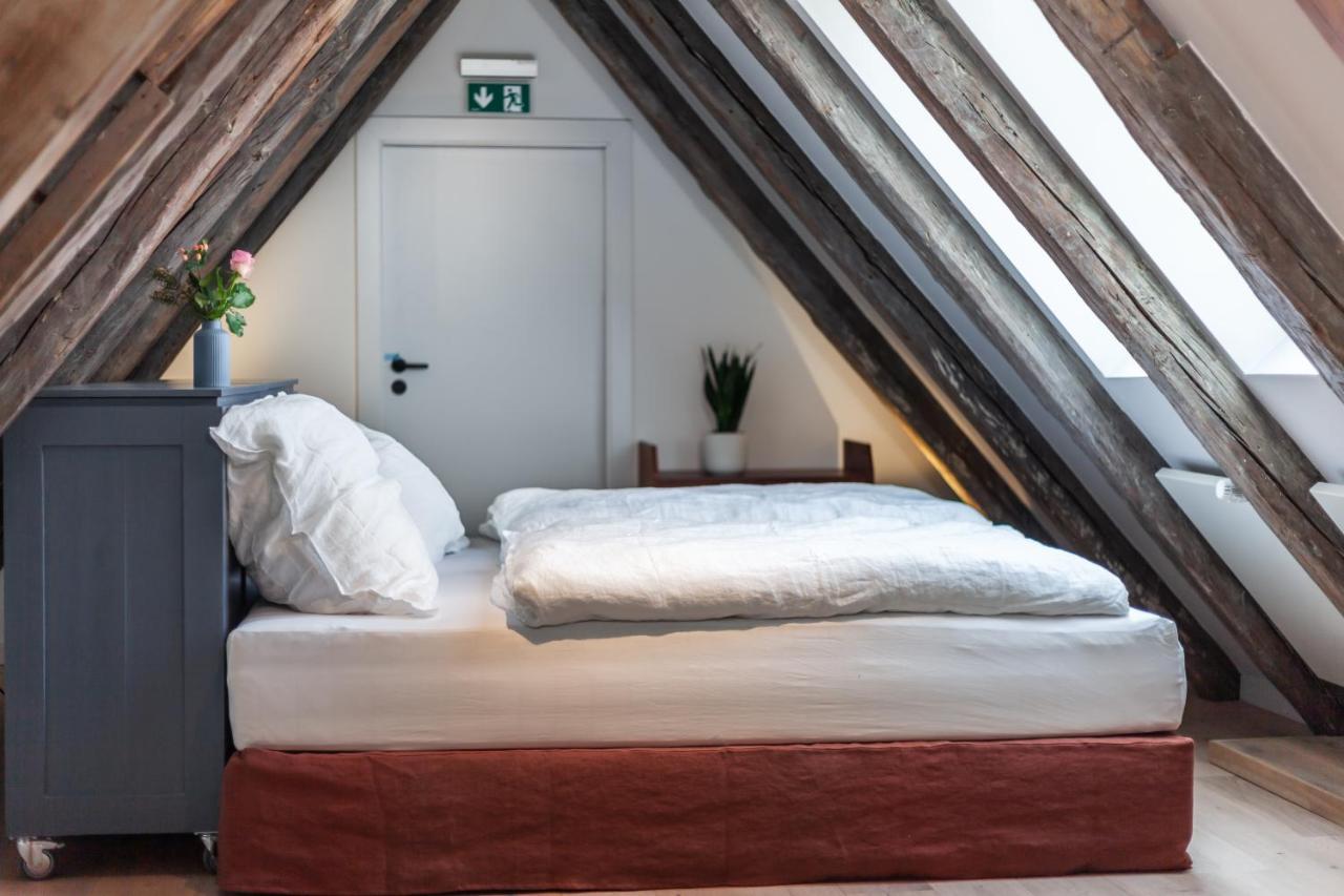 Hotel Die Reederin Lübeck Exteriör bild